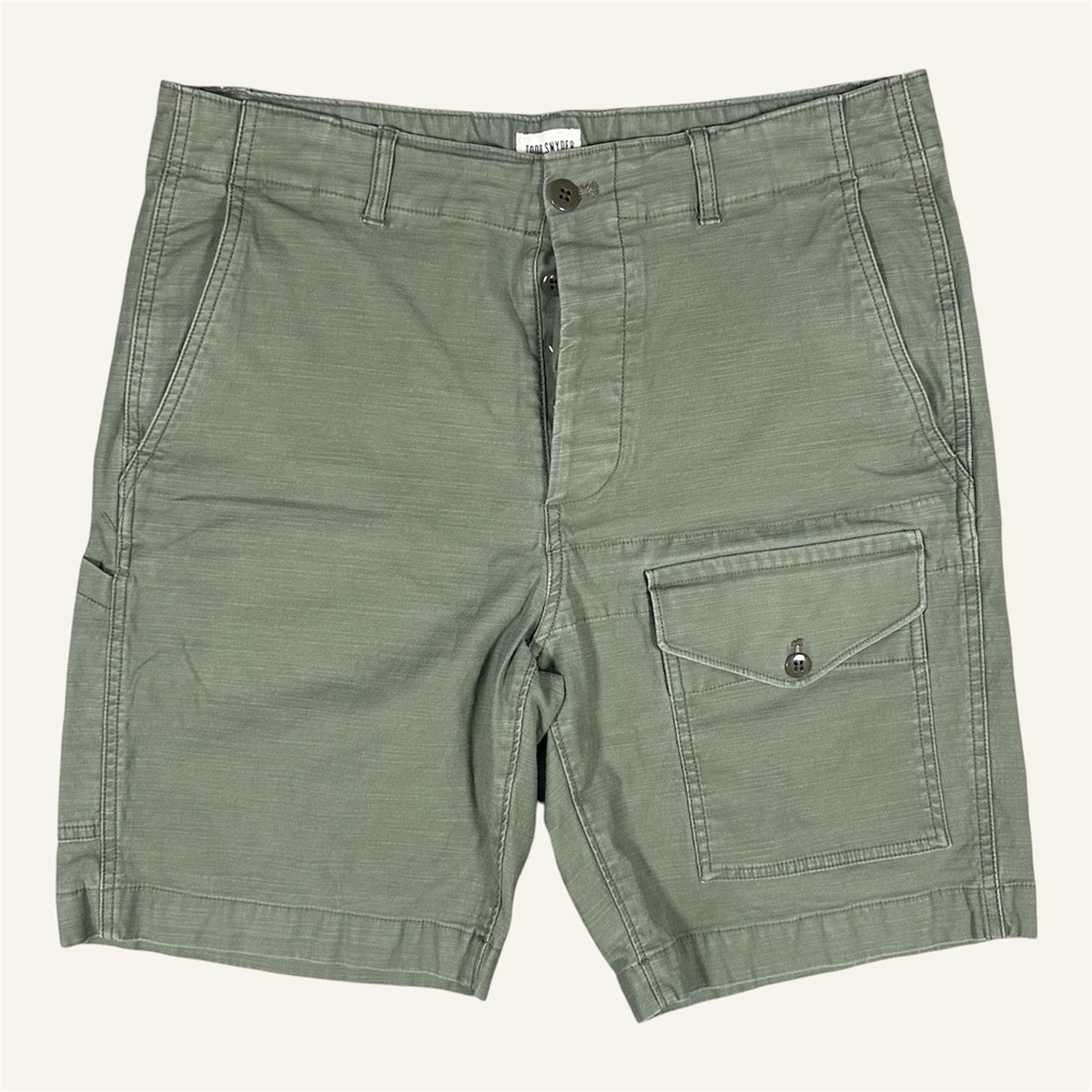 Todd Snyder Shorts Mens 33x9 Japanese Utility Cargo Button Fly Military Chino EC
